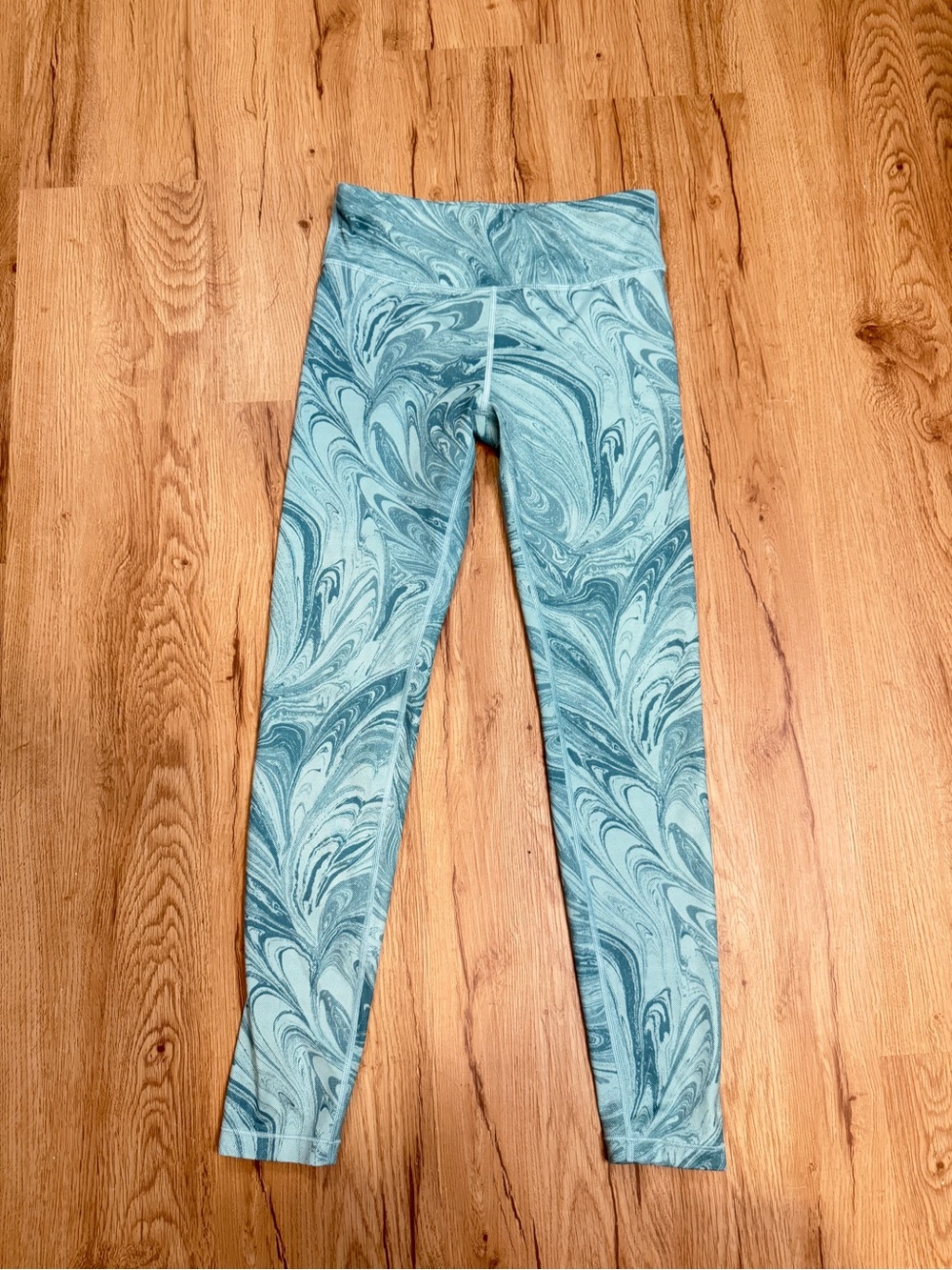 Athleta Kids Teal Marble-Print Leggings